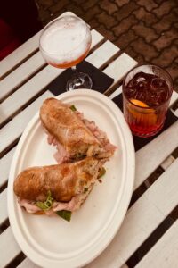 Panino col vitello tonnato | Cosa mangiare a Torino