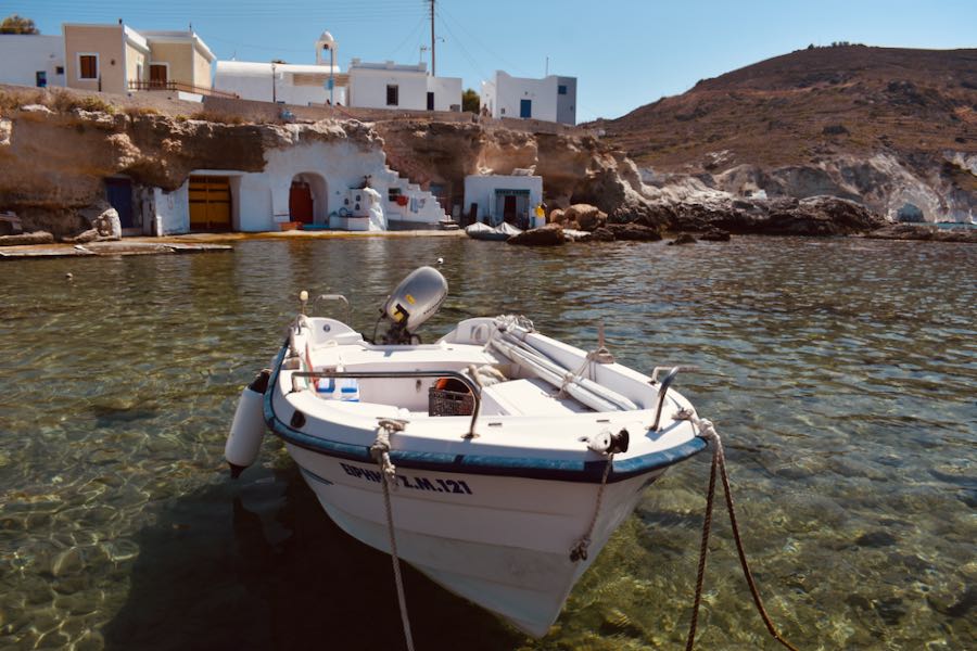 Noleggiare Auto Isole Greche | Milos